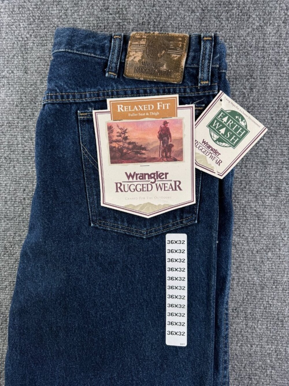 VTG NOS Wrangler Rugged Wear Jeans Denim 36x32 Earth Wash USA Made Cotton